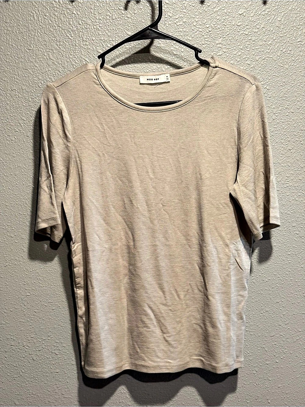 MOD REF Short Sleeve Tee in Beige Size Medium